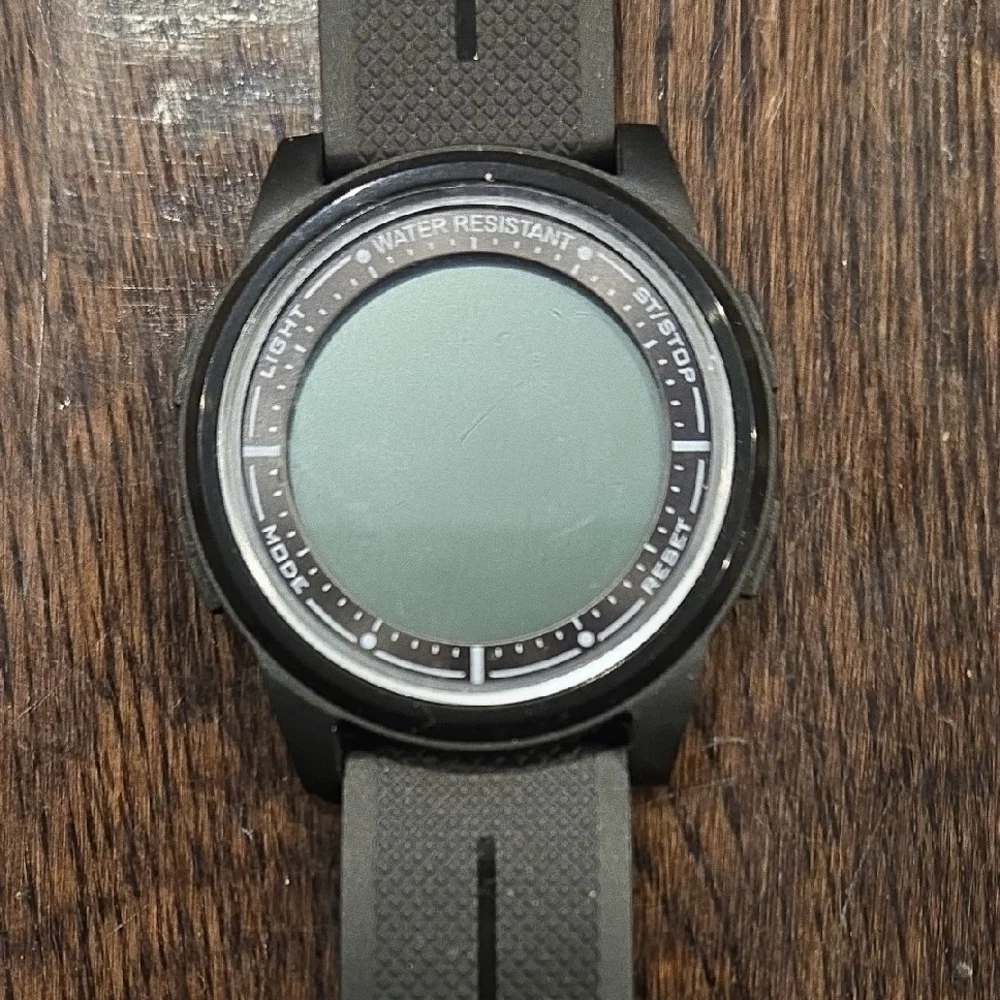 AWO2 Black Smartwatch with Water Resistance